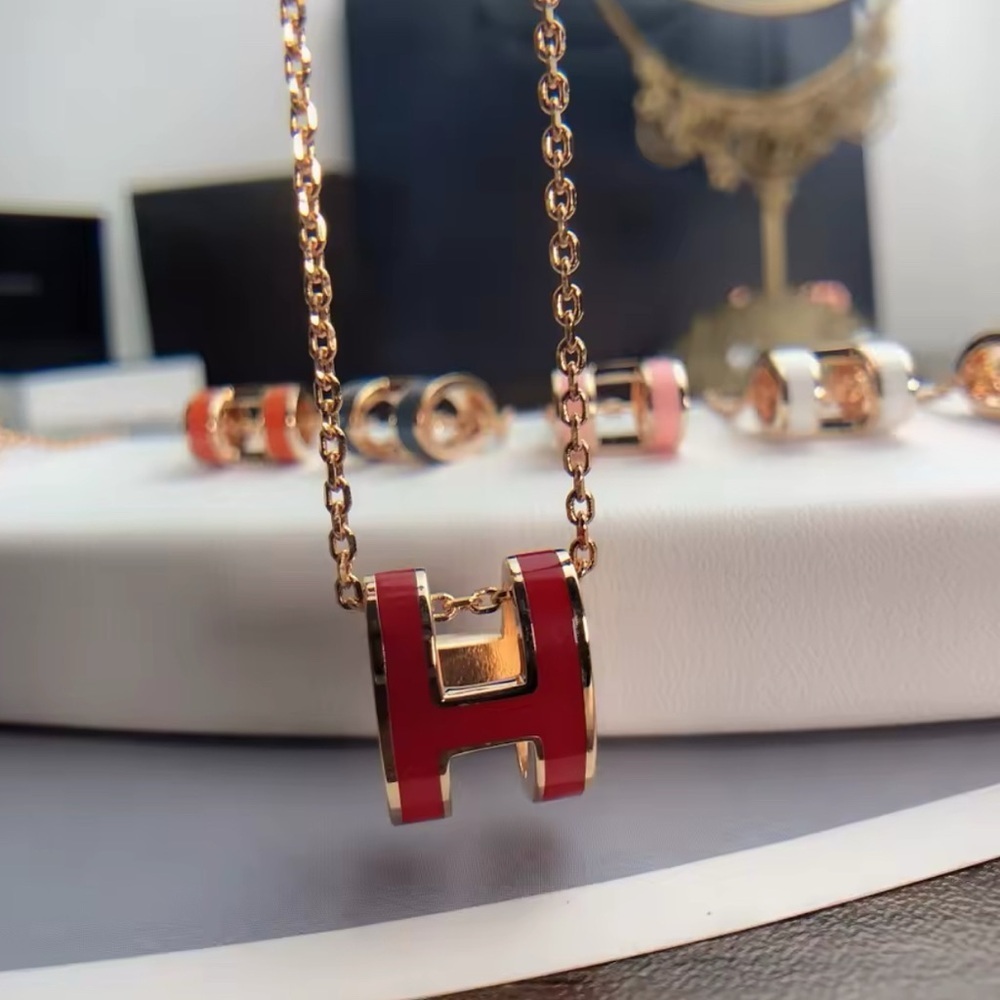 18K Gold Mini Red Enameled Minimalist Letter H Shaped Pendant Necklace - Picture 4 of 5